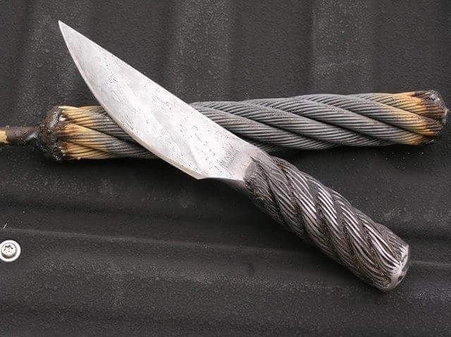 Forge Welding Techniques Explained: Cable Damascus